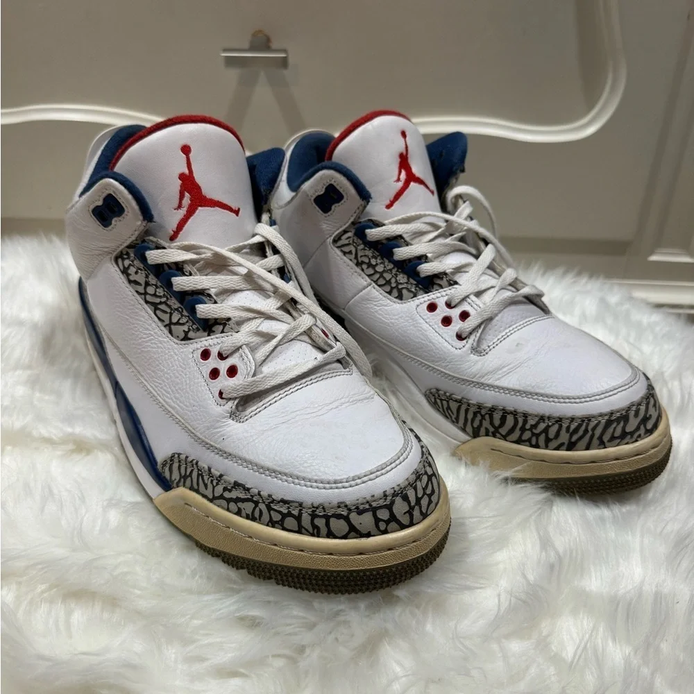 Nike Jordan 3 Retro Men’s size 9.5